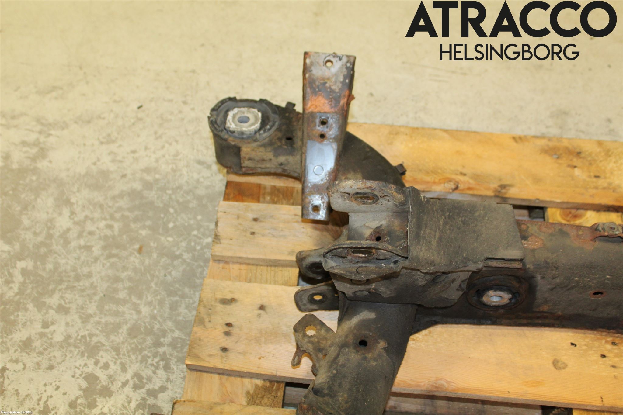 BMW X6 E71/E72   08-14 Bakaxelbalk