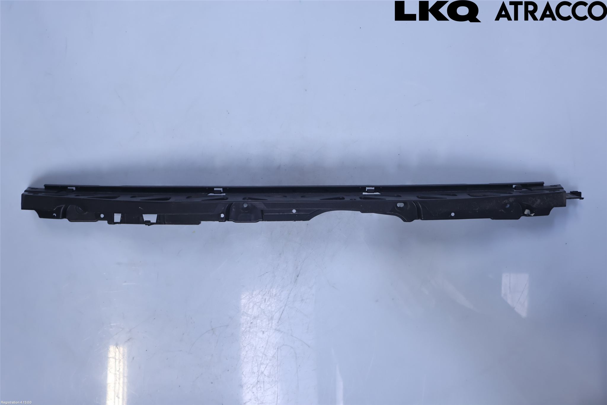 Volkswagen VW PASSAT 15-19 Stötfångardel Bak Mitt