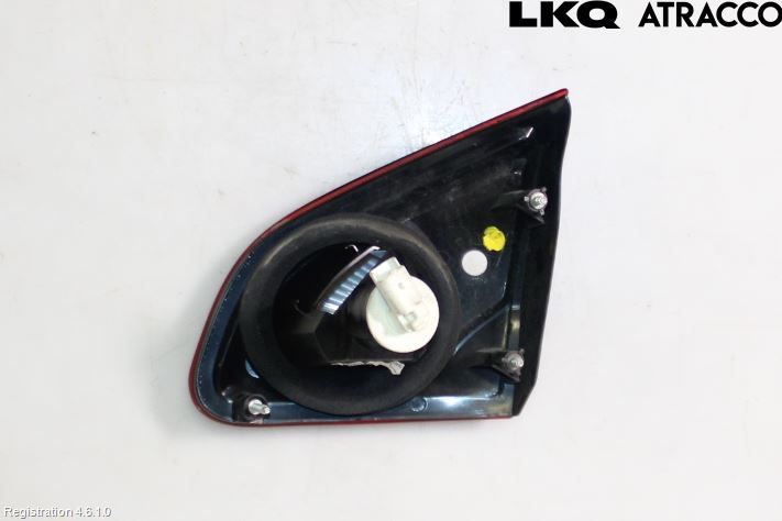 Nissan QASHQAI 10-14 Bakljus Lucka Vä