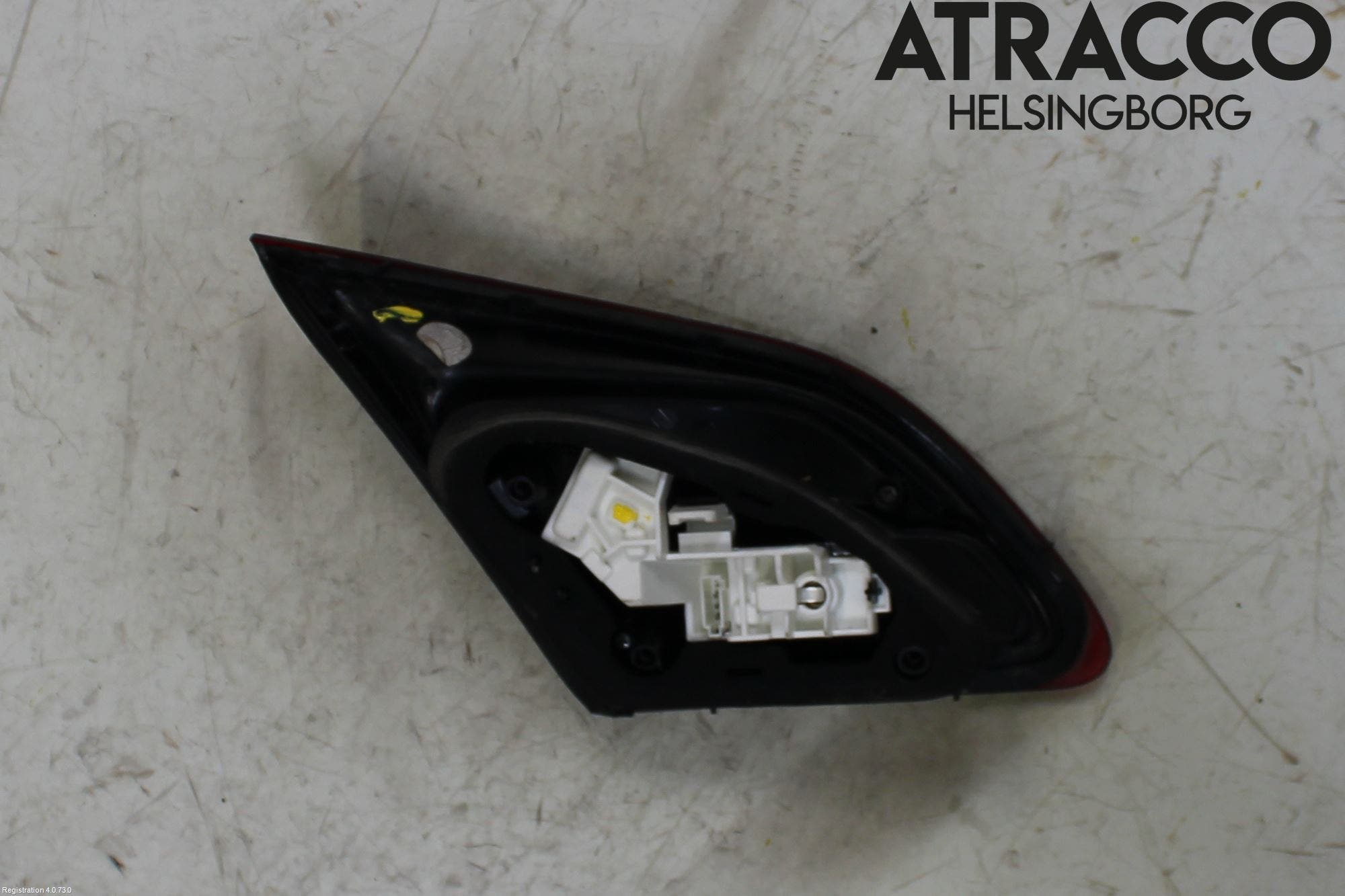 Opel ASTRA J 10-15 Bakljus Lucka Hö