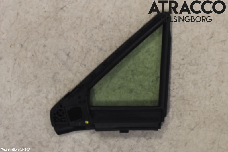 Toyota RAV4 19- Dörruta Fram Lilla Hö