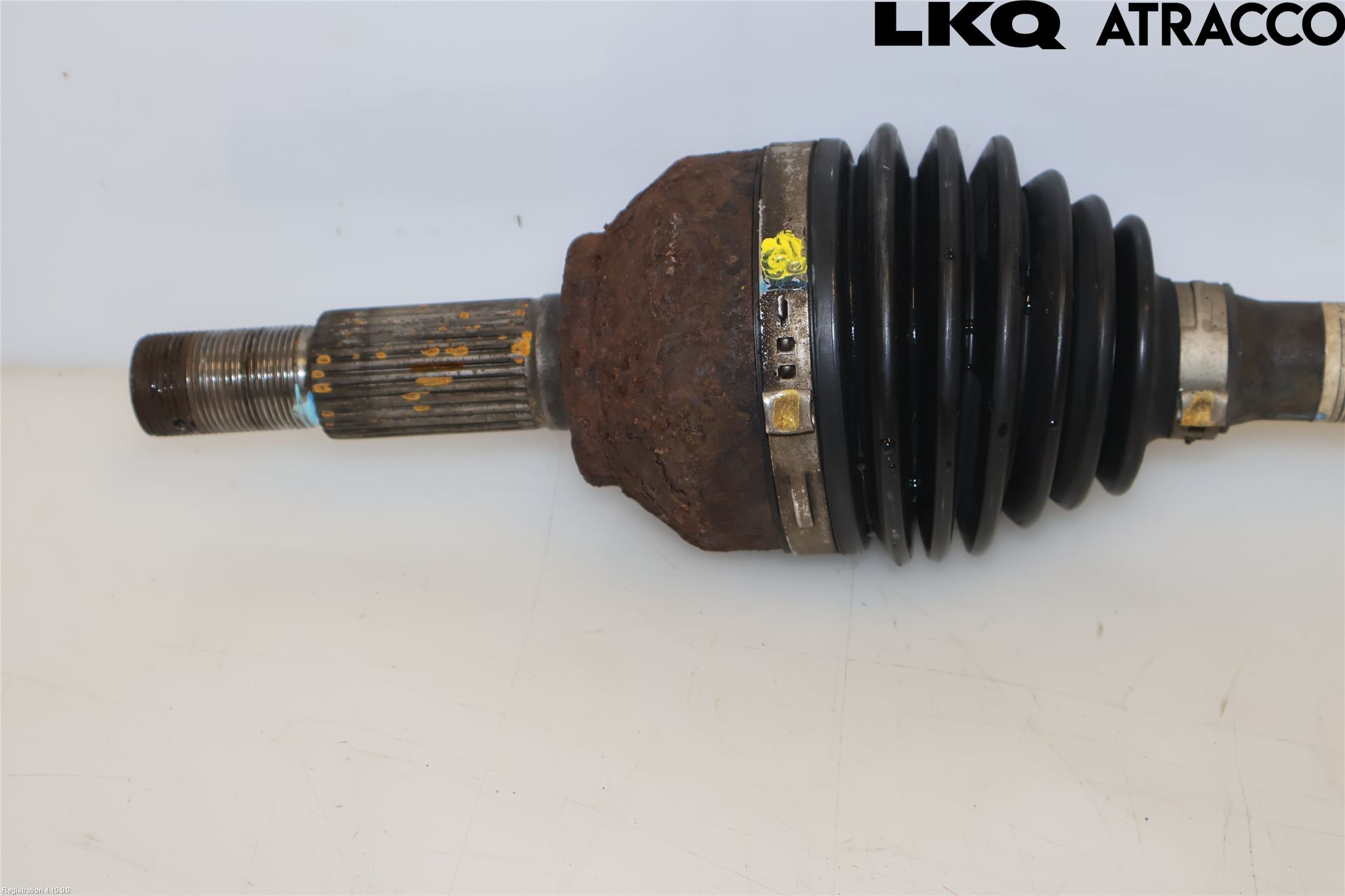 Nissan QASHQAI+2  10-14 Drivaxel Fram Vänster