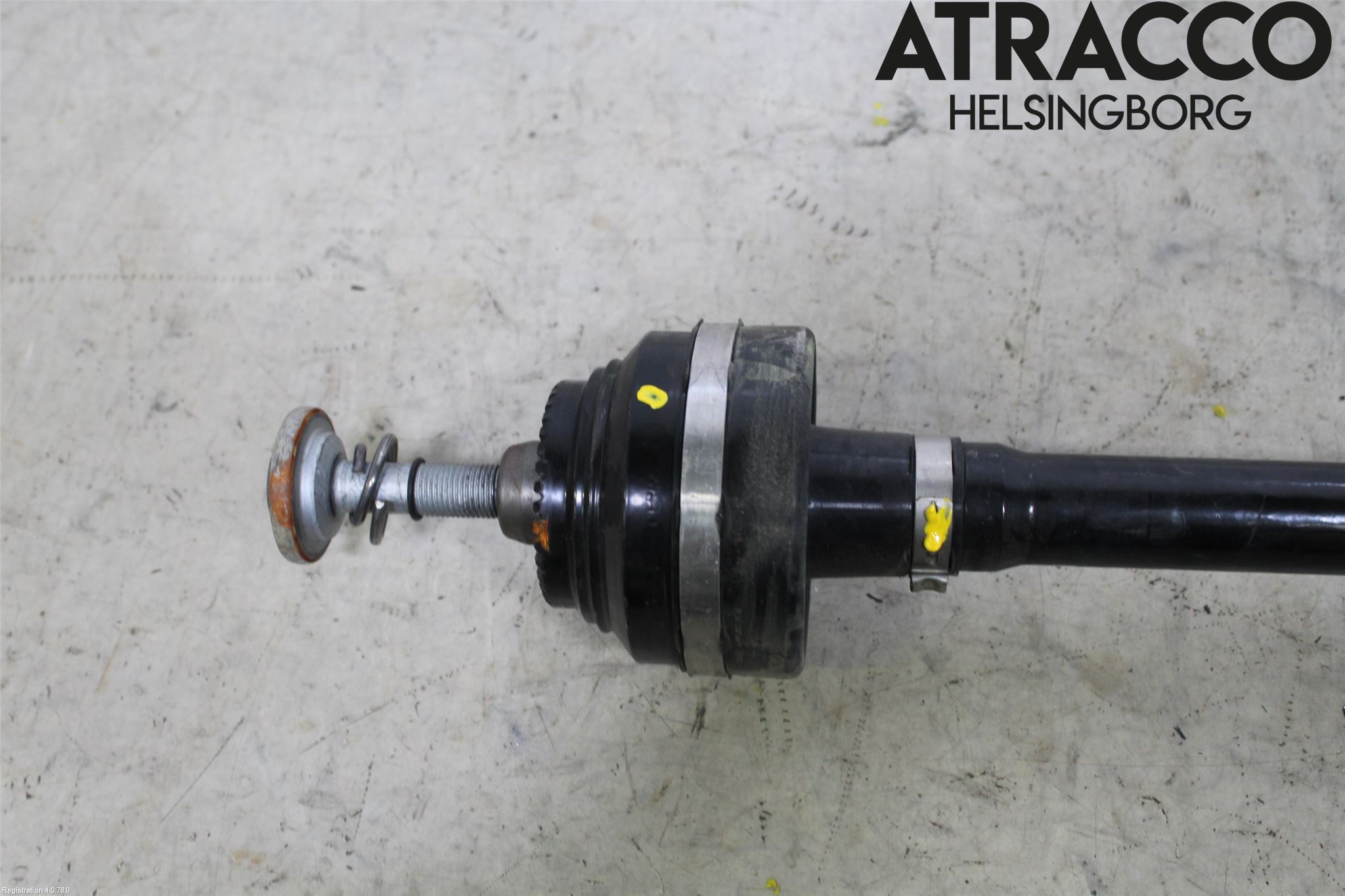 BMW 5 G30/G31/F90 17-23 Drivaxel Bak Höger