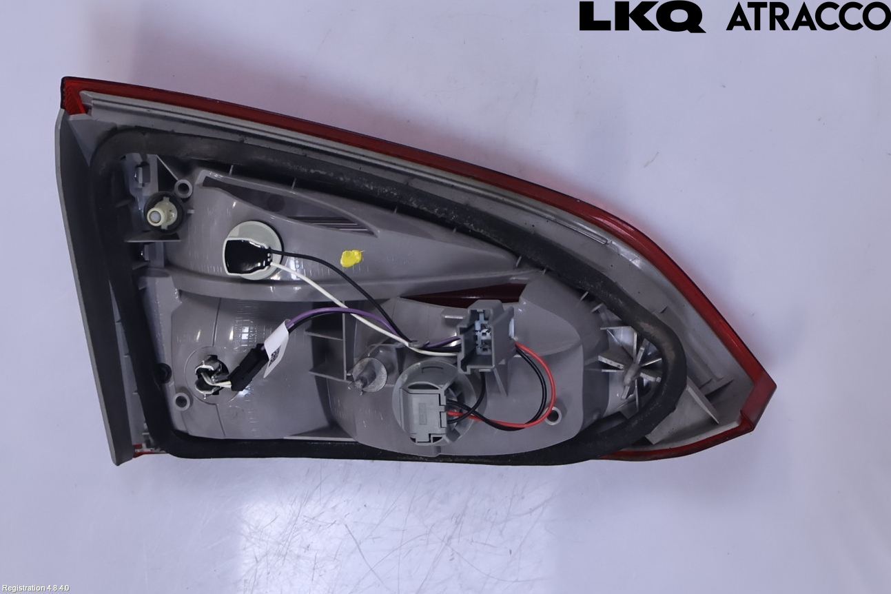 Ford FOCUS 15-18 Bakljus Lucka Hö