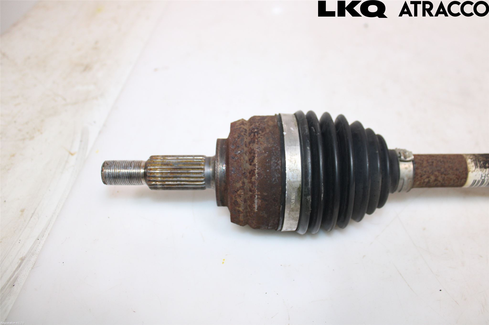 Dacia DUSTER 18-24 Drivaxel Fram Höger