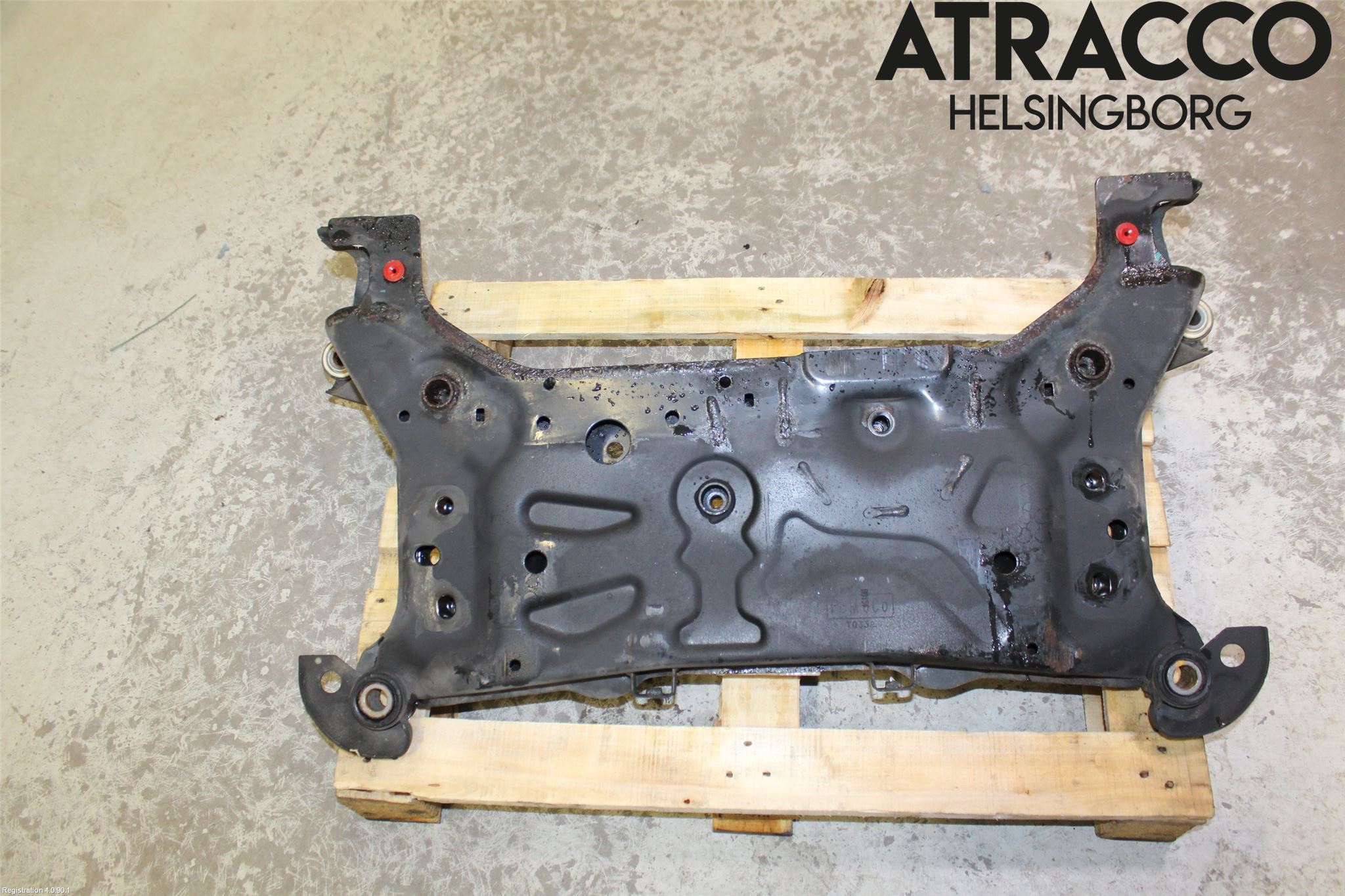 Volvo V40 12-19 Framvagnsbalk