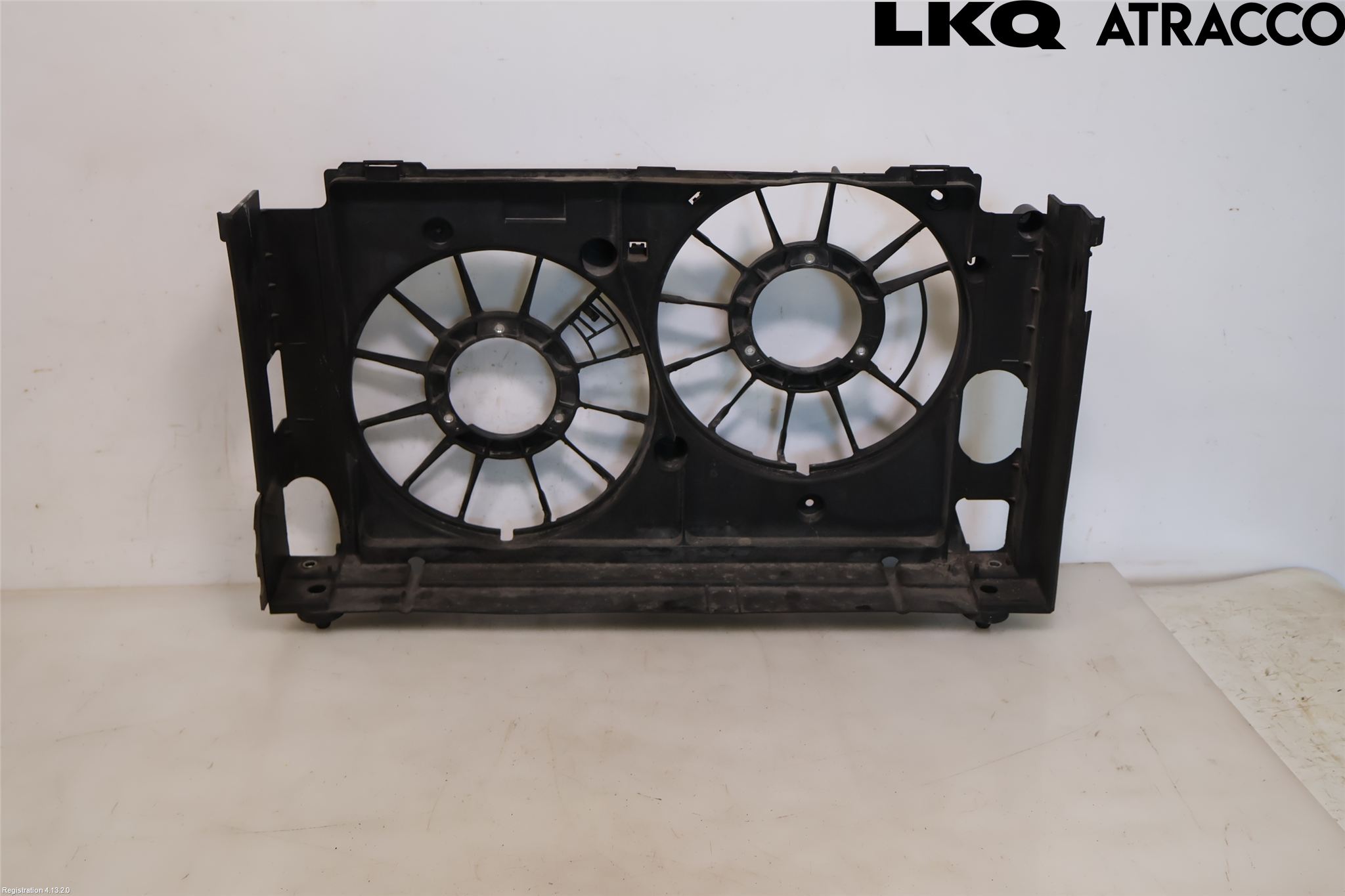 Toyota AURIS 13-19 Kylfläktkåpa