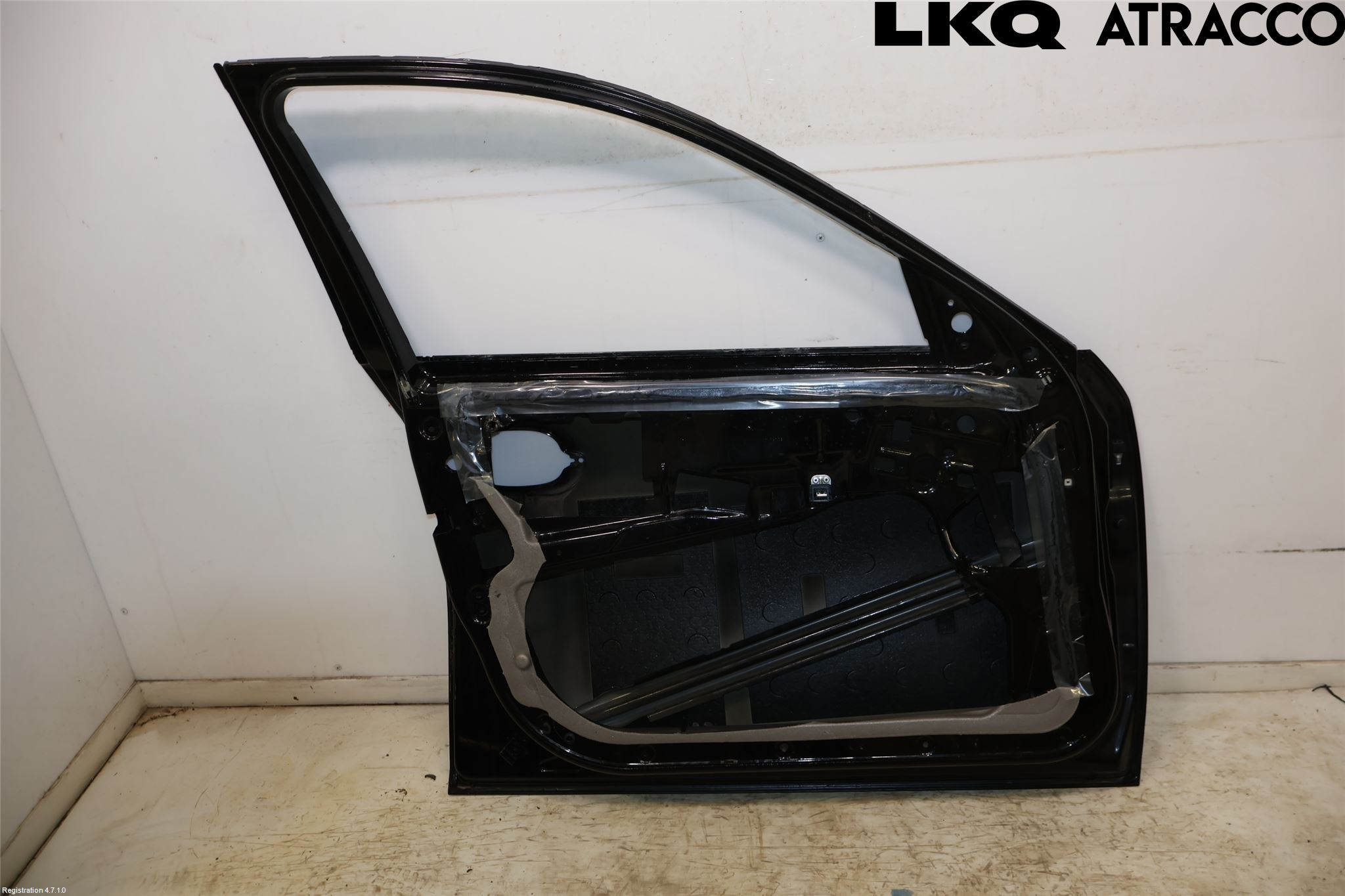 BMW 5 E60/61 Sed/Tou 02-10 Dörr Fram Vänster