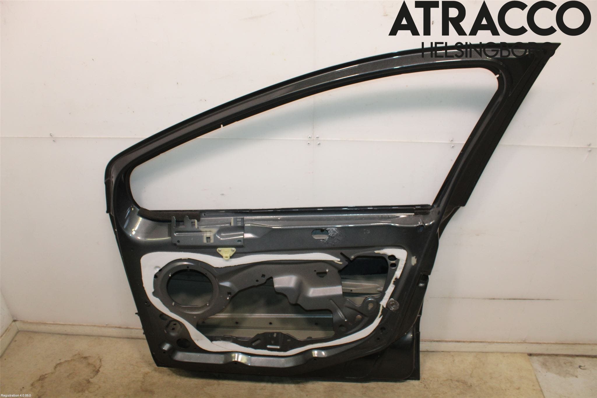 Peugeot 308 08-13 Dörr Fram Höger