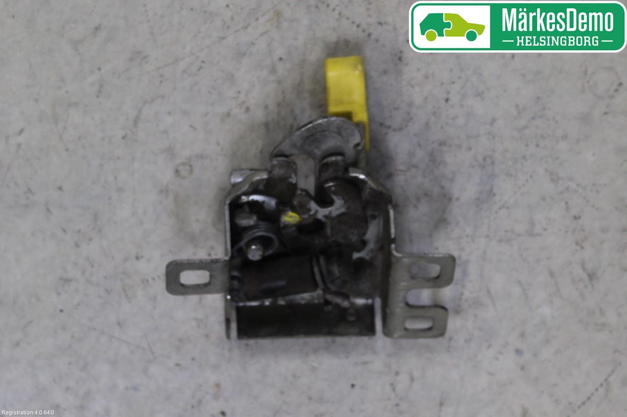 Peugeot BIPPER Huvlås