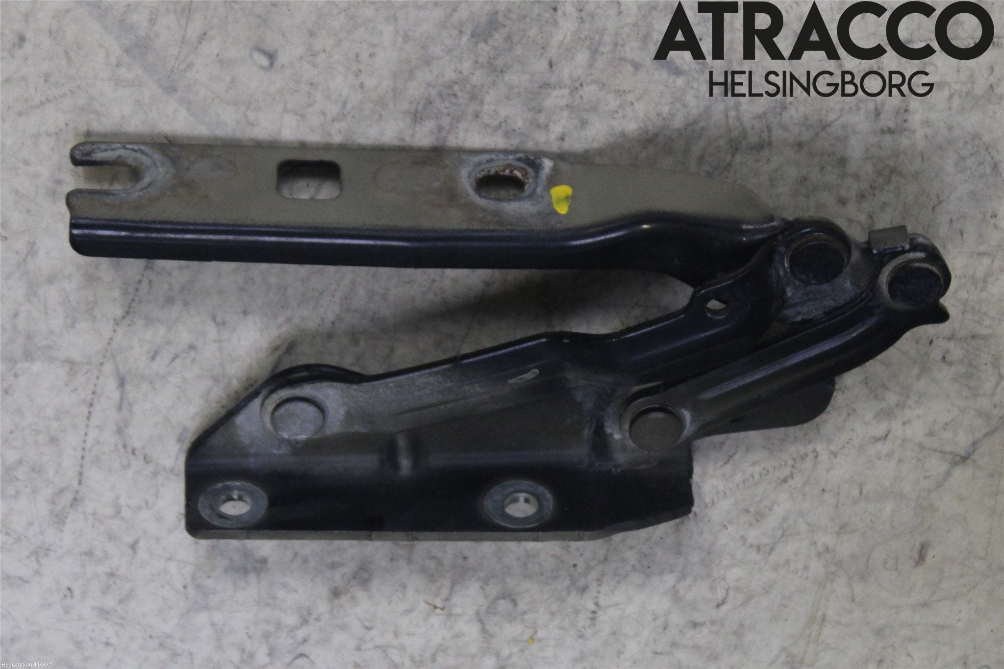 Volkswagen VW GOLF VI 09-13 Huvgångjärn