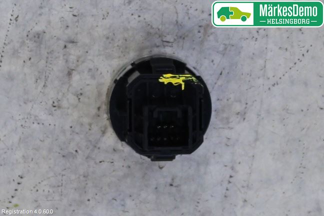 Mitsubishi ECLIPS CROSS Strömställare Fyrhjulsdrift