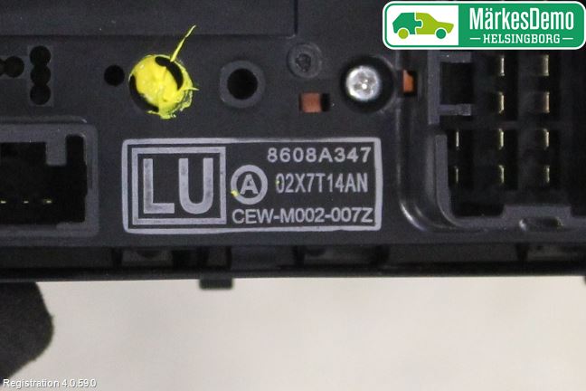 Mitsubishi OUTLANDER 13-21 Strömställare Elhiss