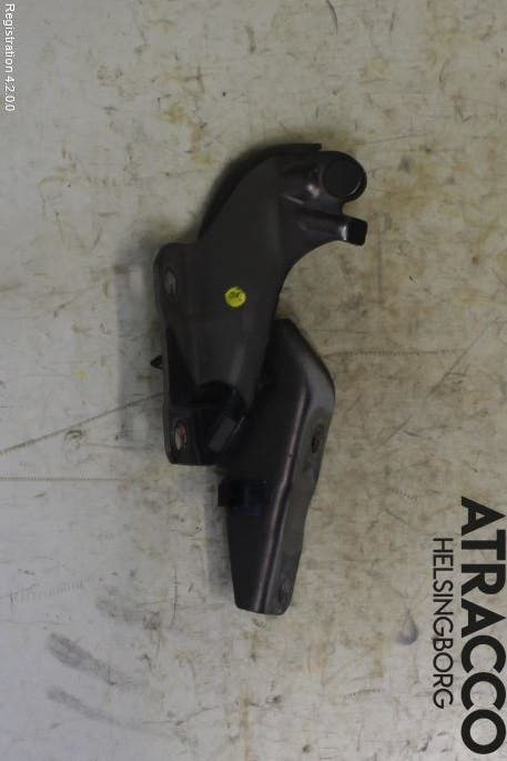 Mitsubishi ASX 10-22 Huvgångjärn