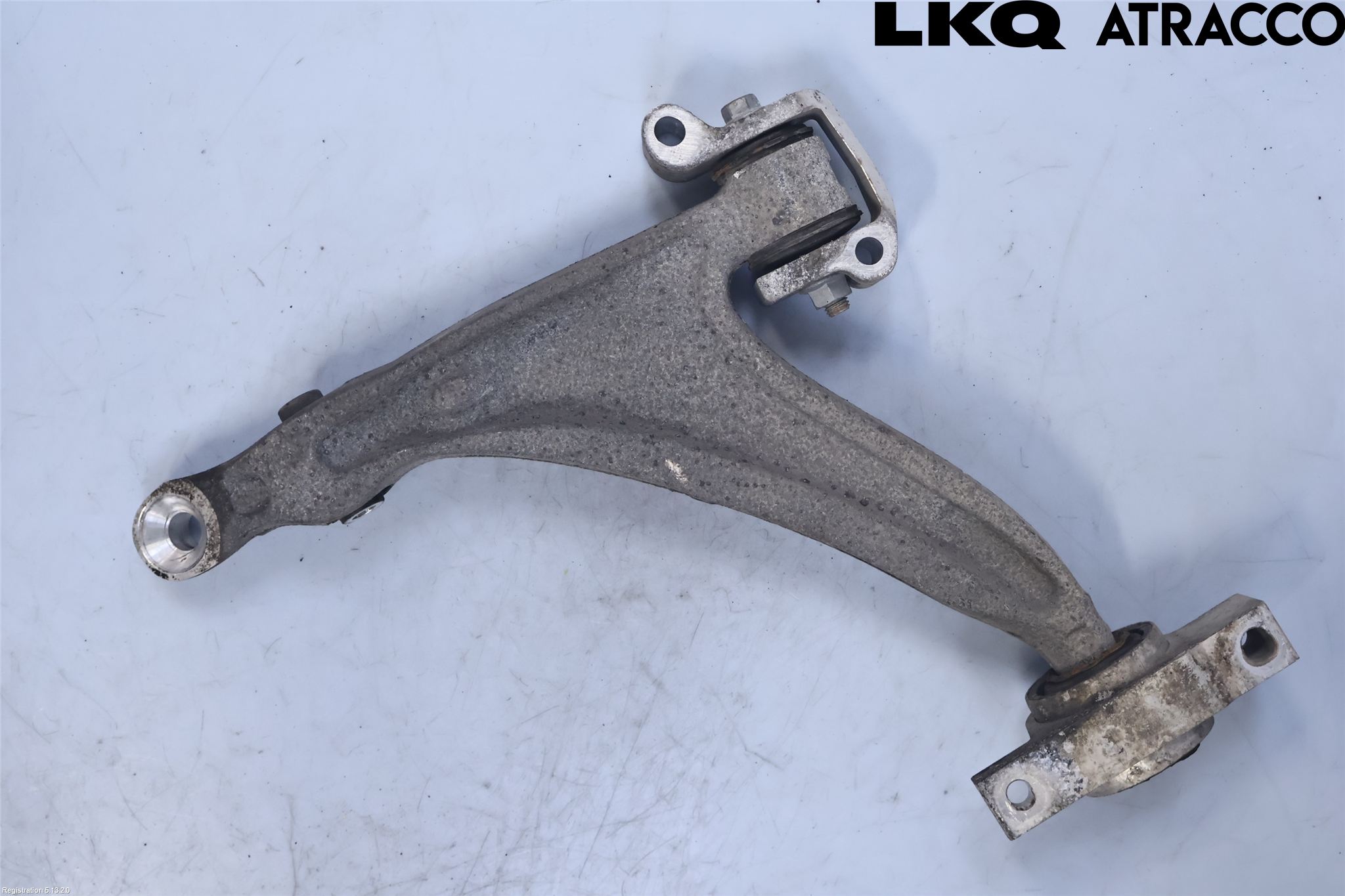 Volvo V90 17->> Bärarm Fram Undre Hö
