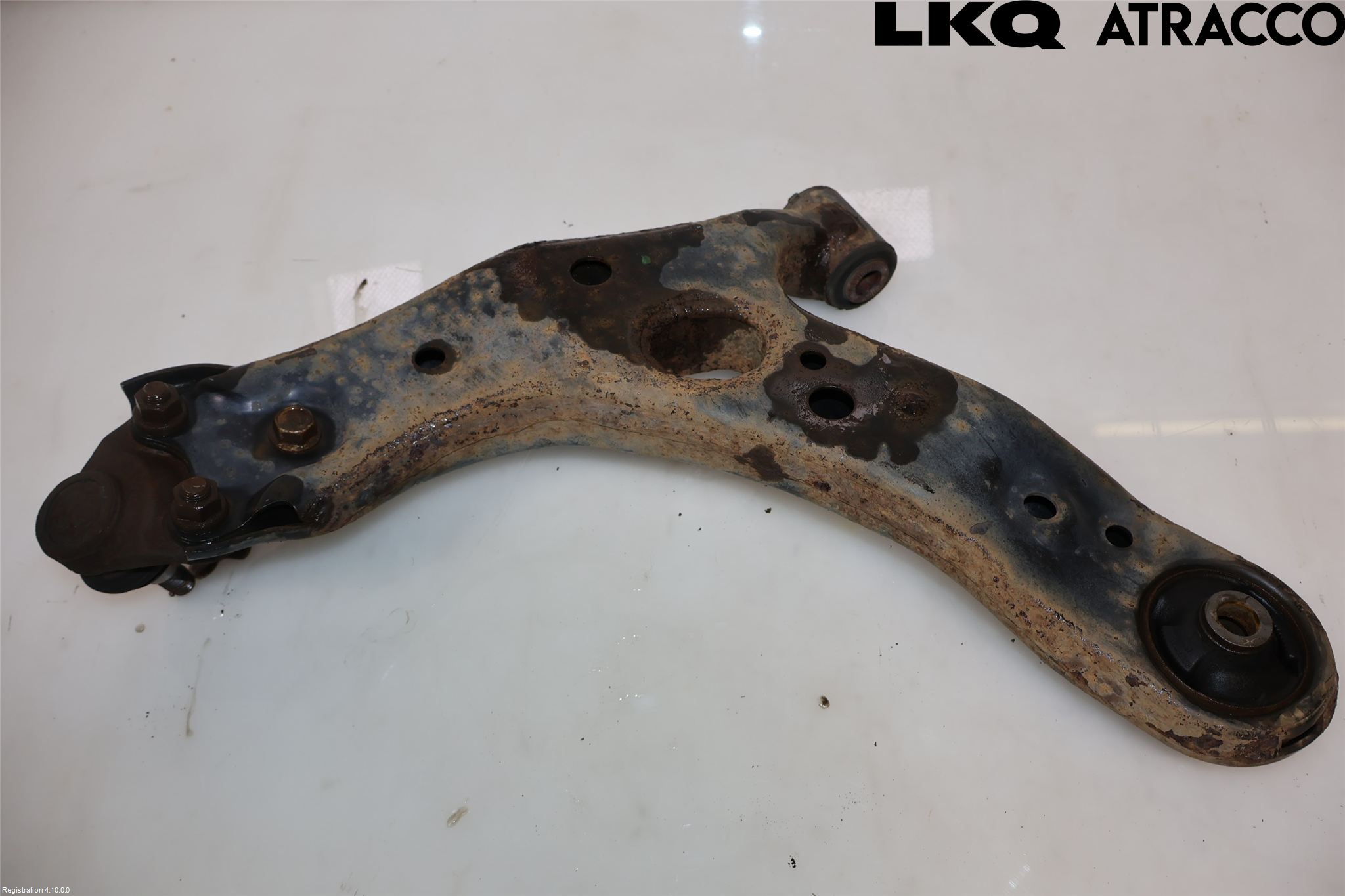 Toyota VERSO 09-18 Bärarm Fram Undre Hö