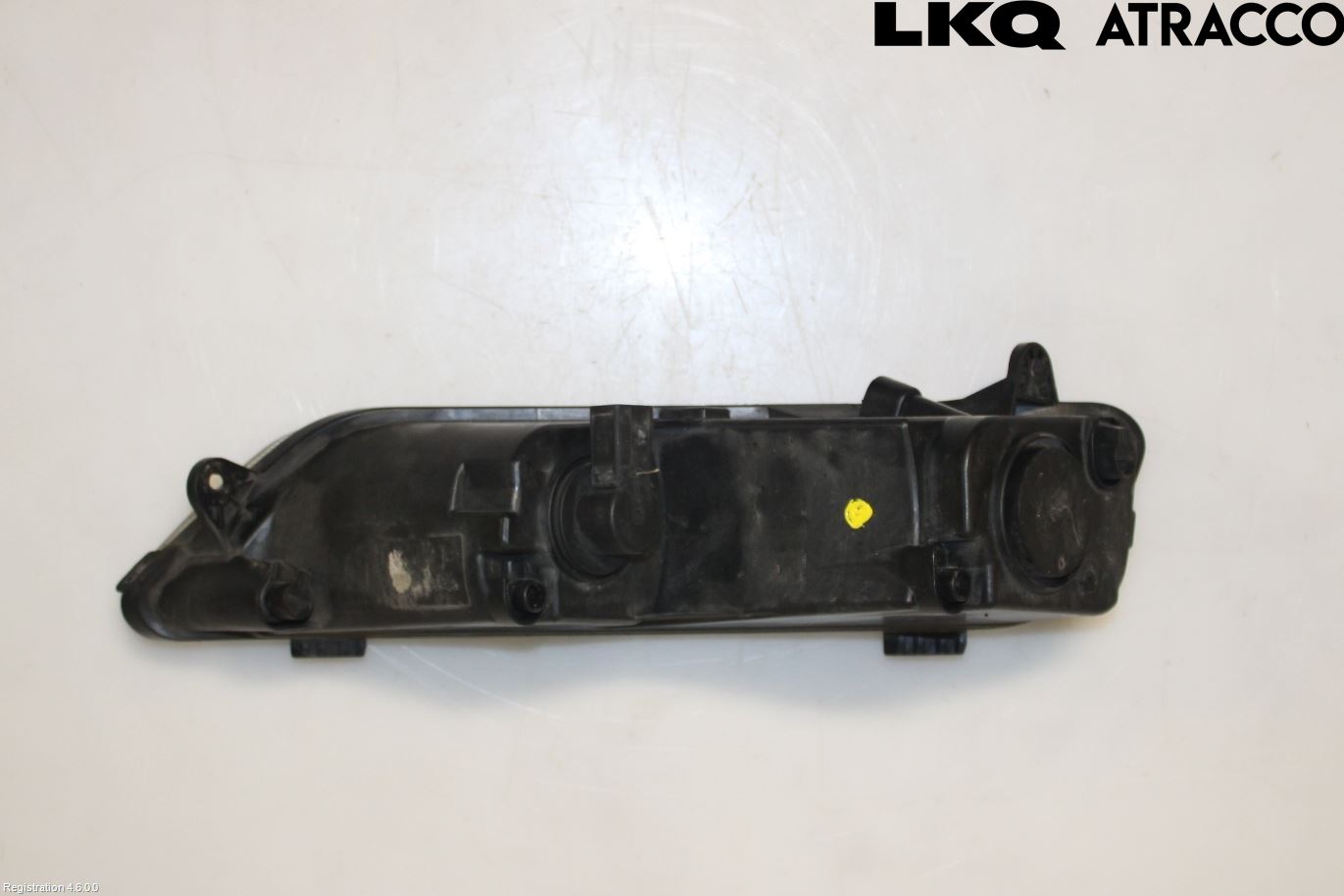 Volkswagen VW PASSAT 11-14 Dimljus-Varselljus Fram