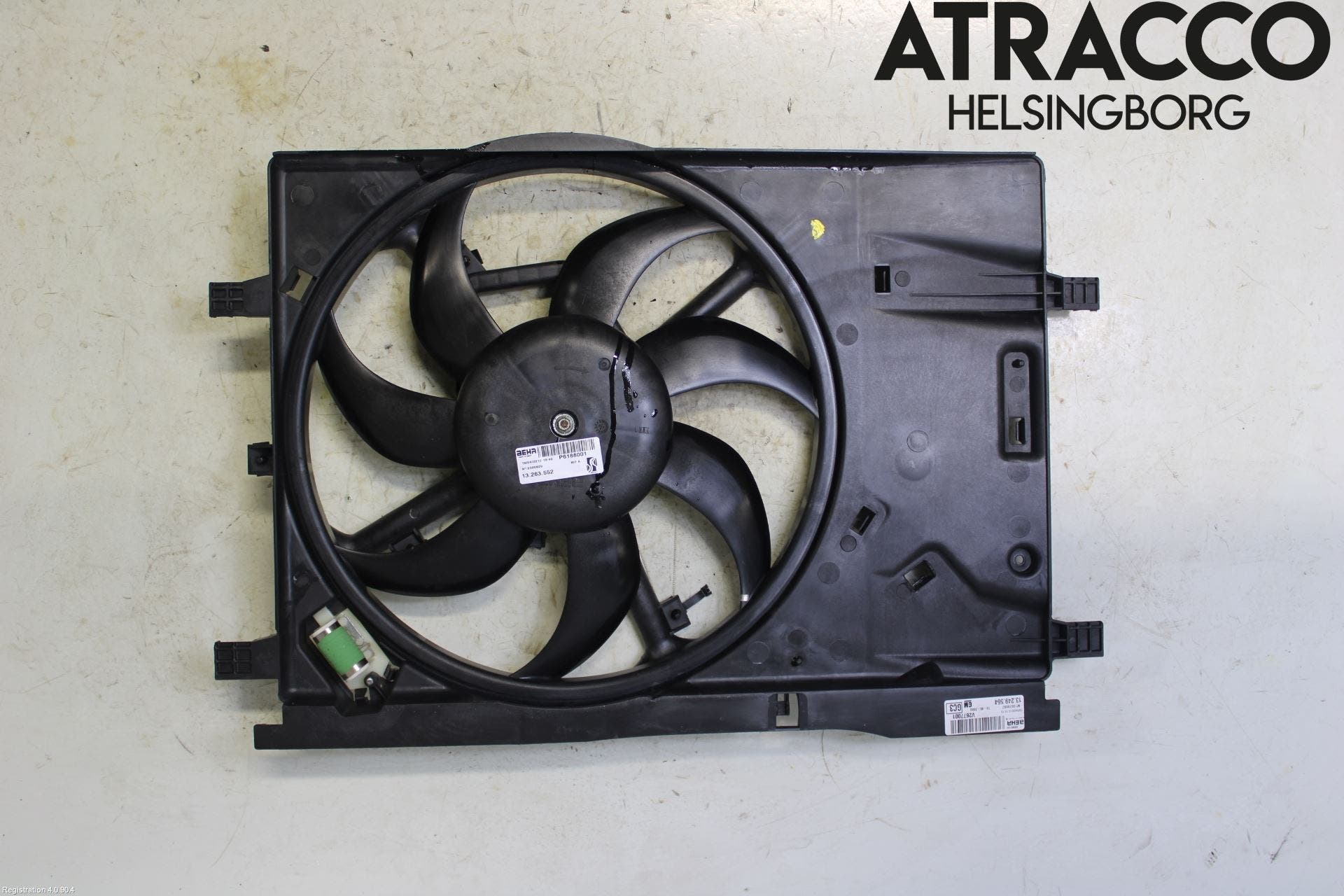 Opel CORSA D 07-14 Kylfläkt El