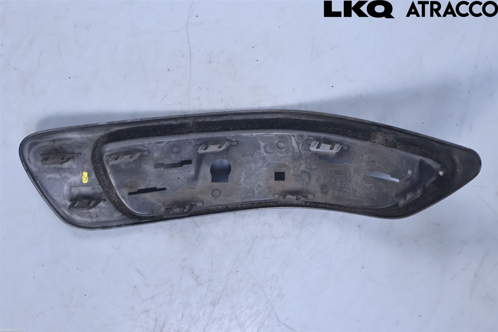 Volvo XC70 08-13 Dimljus/Reflex Bak