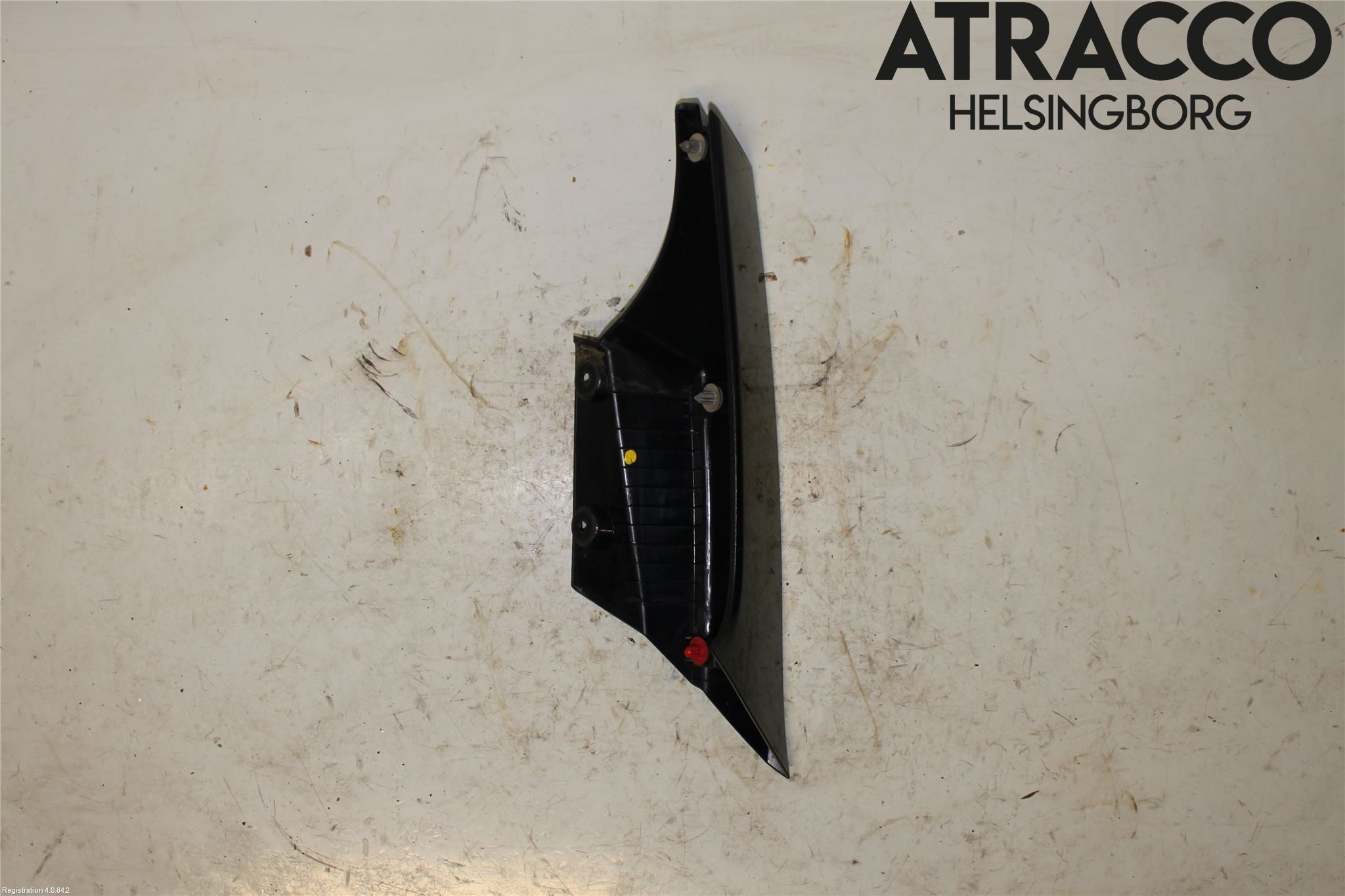 Nissan X-TRAIL 14-21 Spoiler Baklucka