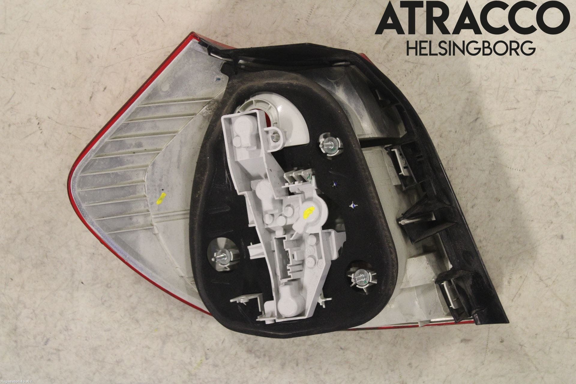 BMW 1 E87/81 5D/3D 03-11 Bakljus Höger