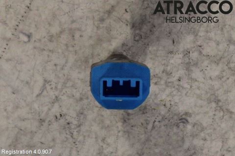 Toyota COROLLA 19- Bromsljuskontakt