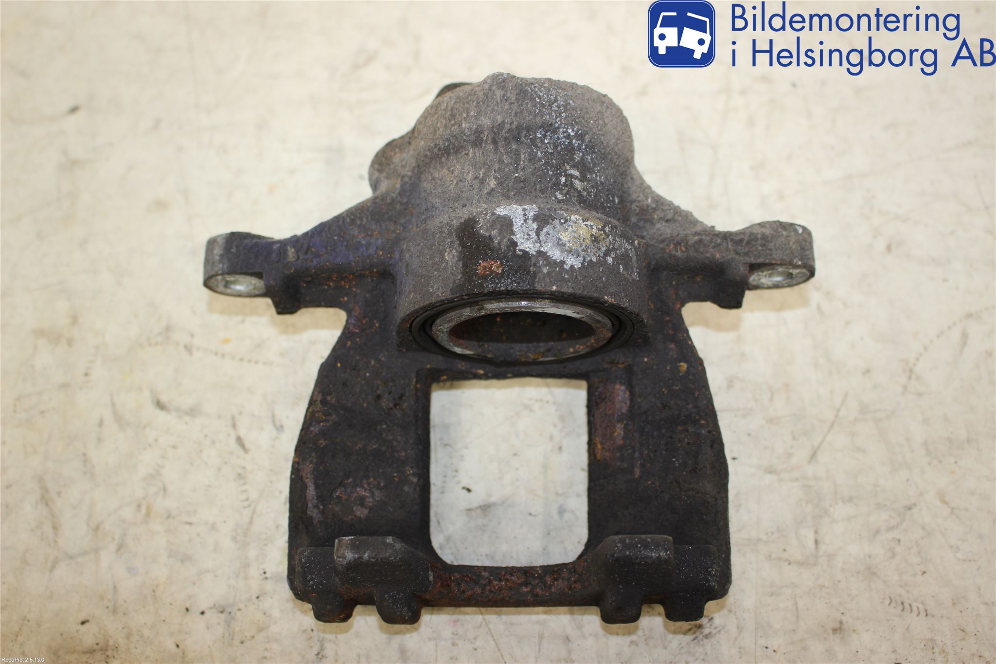 Volkswagen VW CRAFTER 06-16 Bromsok Bak Vänster