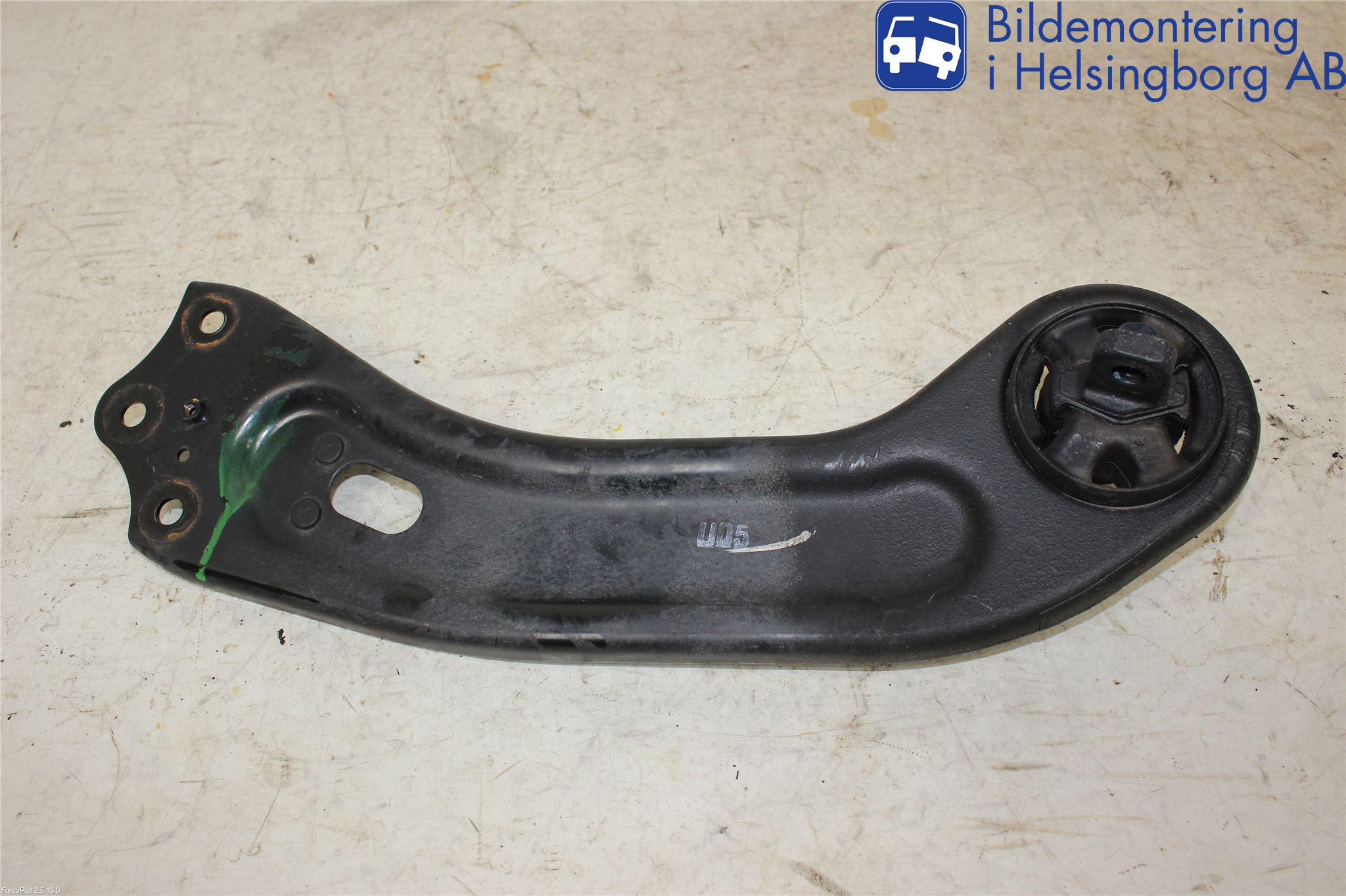 Kia SORENTO 15-20 Bärarm Bak Höger