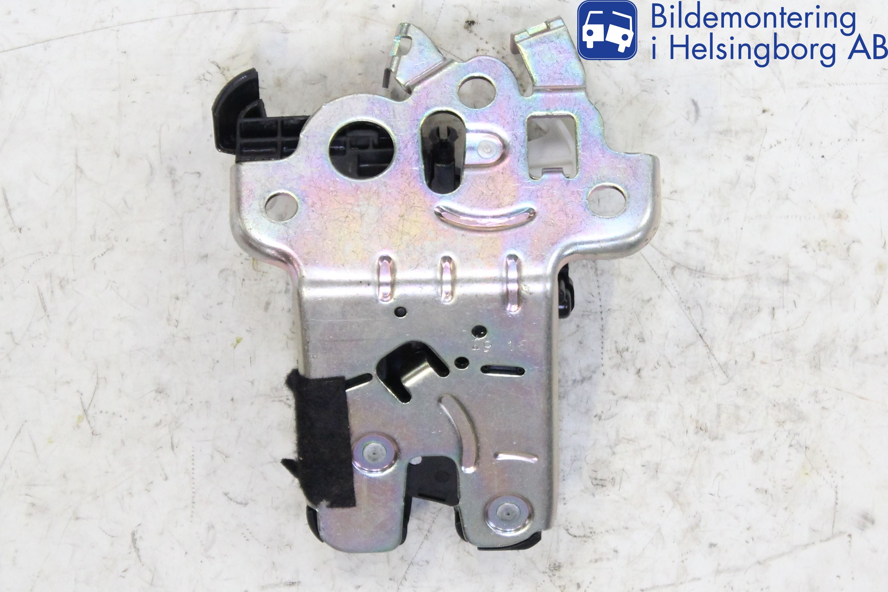 Audi A6/S6 4G 11-18 Låskista Baklucka