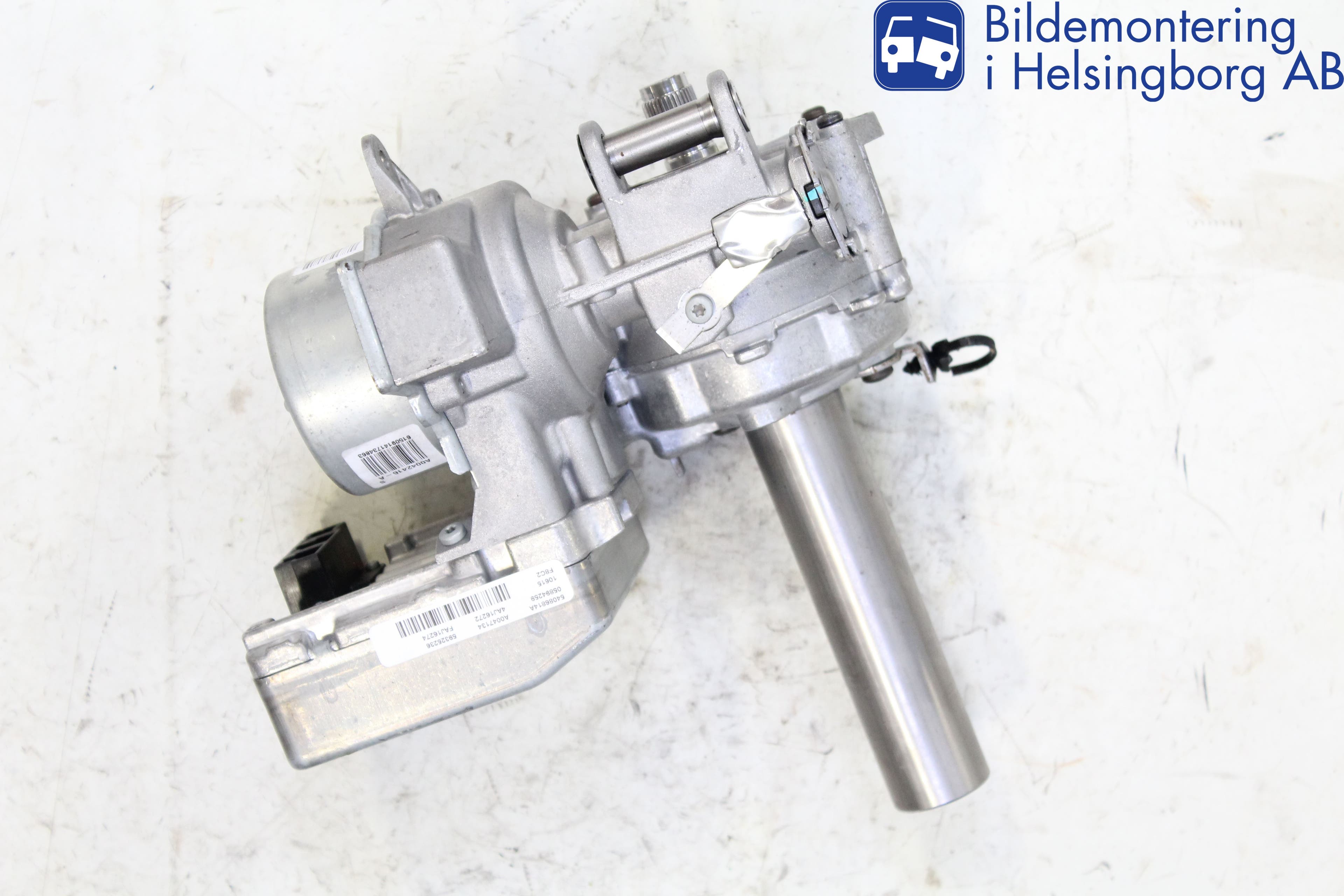 Ford TRANSIT/TOURNEO COURIER 13-23 Rattaxelagg Med Inb Servo