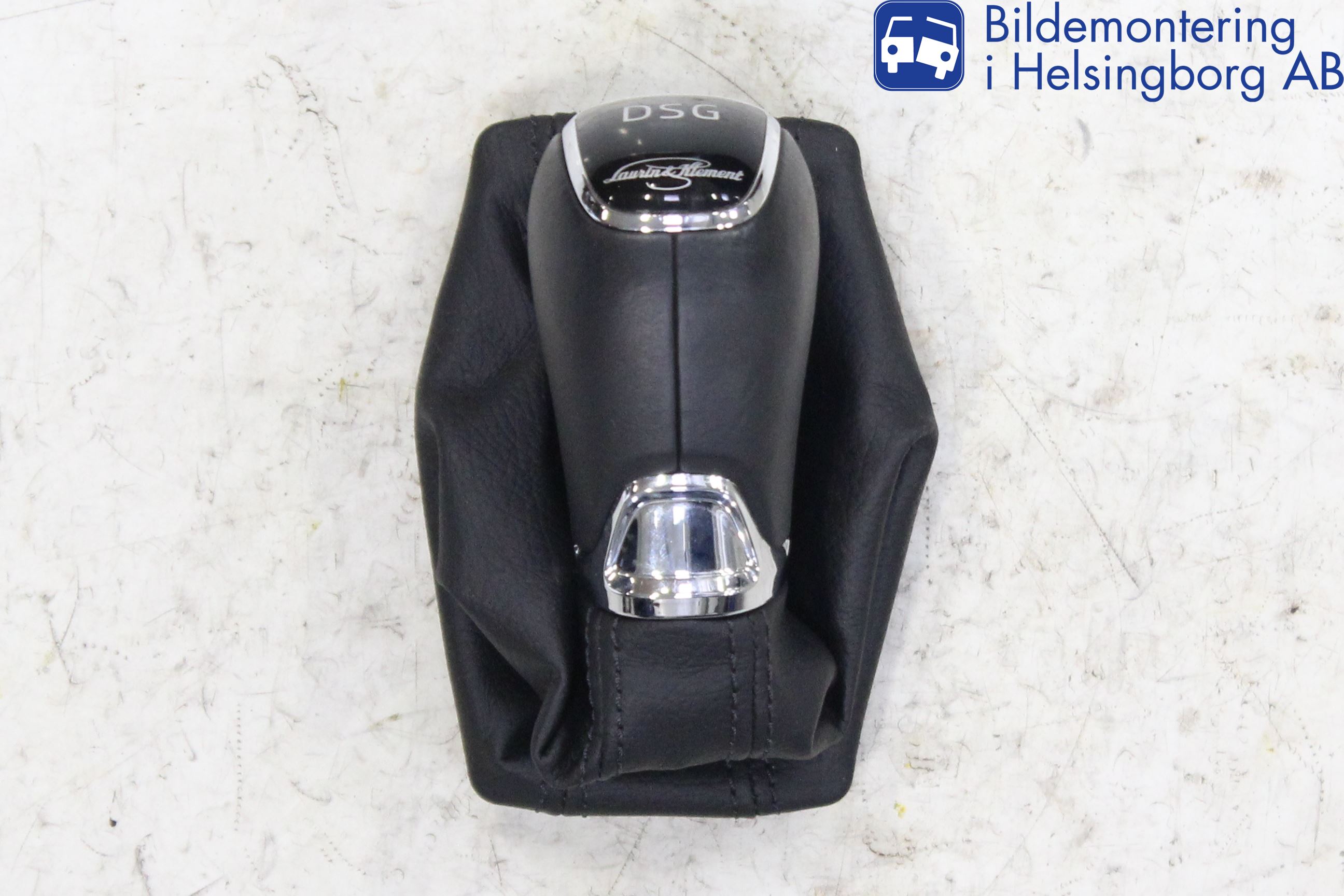 Skoda SUPERB 16-24 Växelspaksdamask