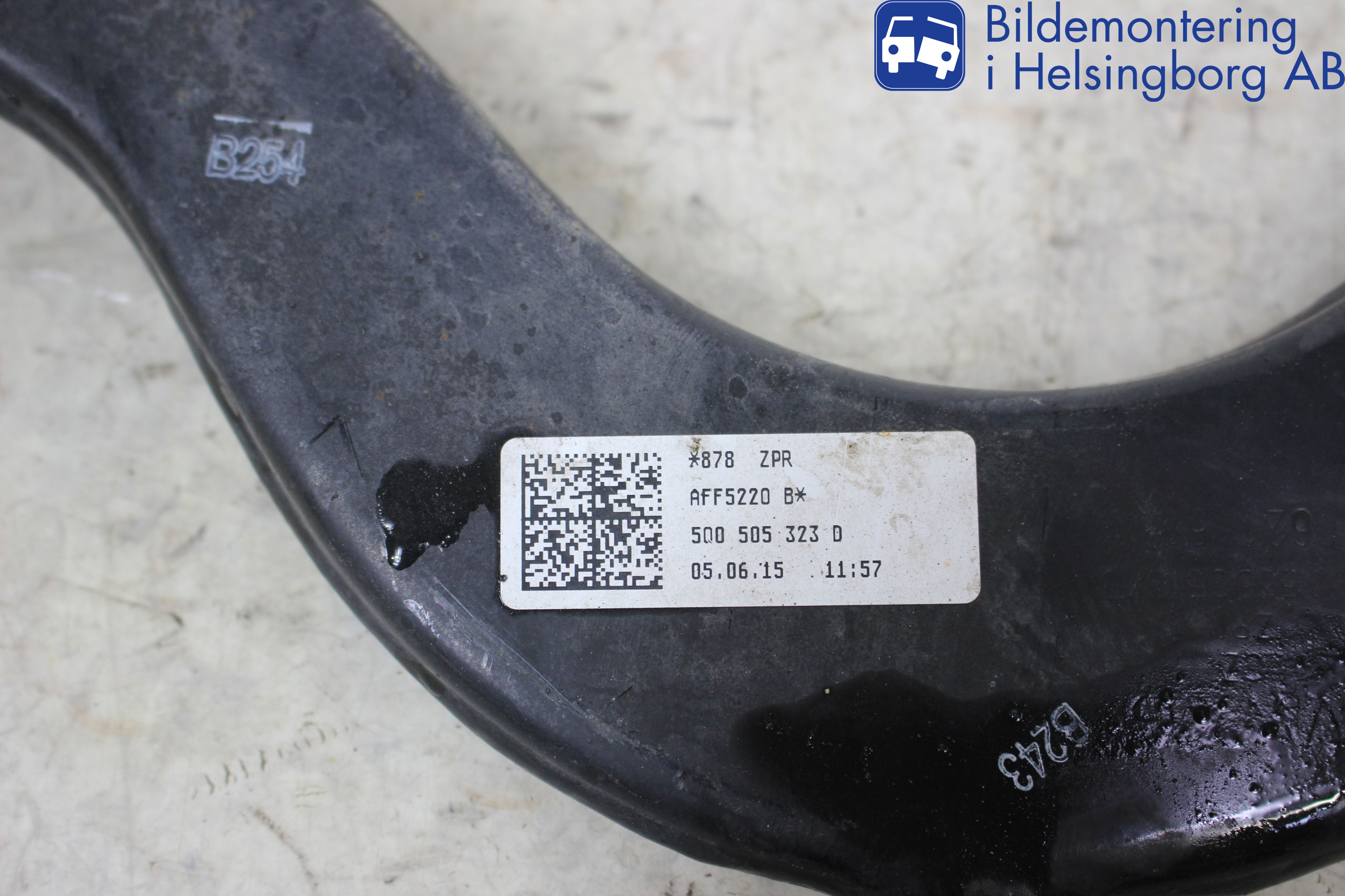 Skoda SUPERB 16-24 Bärarm Bak Övre Vänster