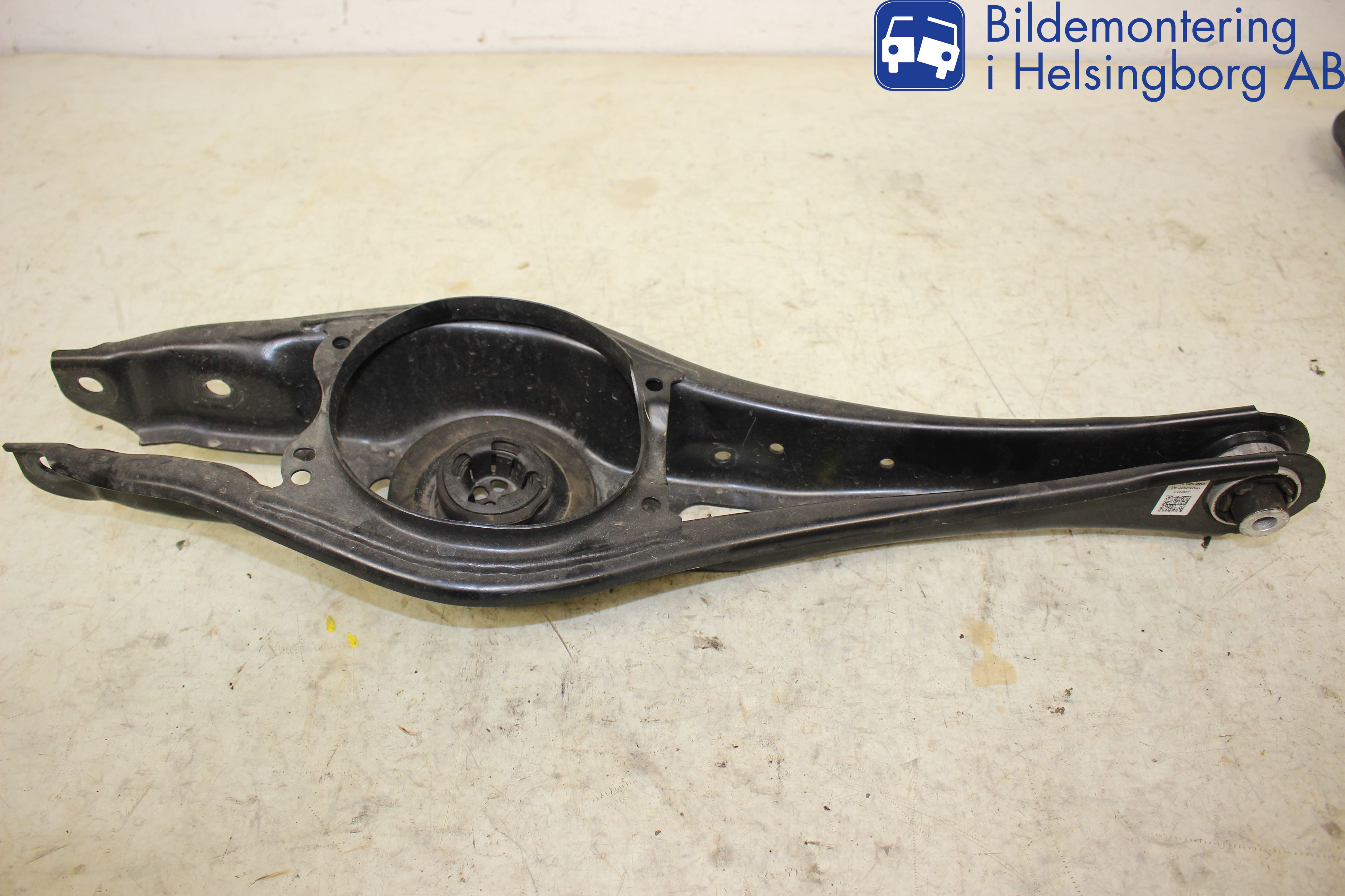 Skoda KODIAQ 17-24 Bärarm Bak Höger