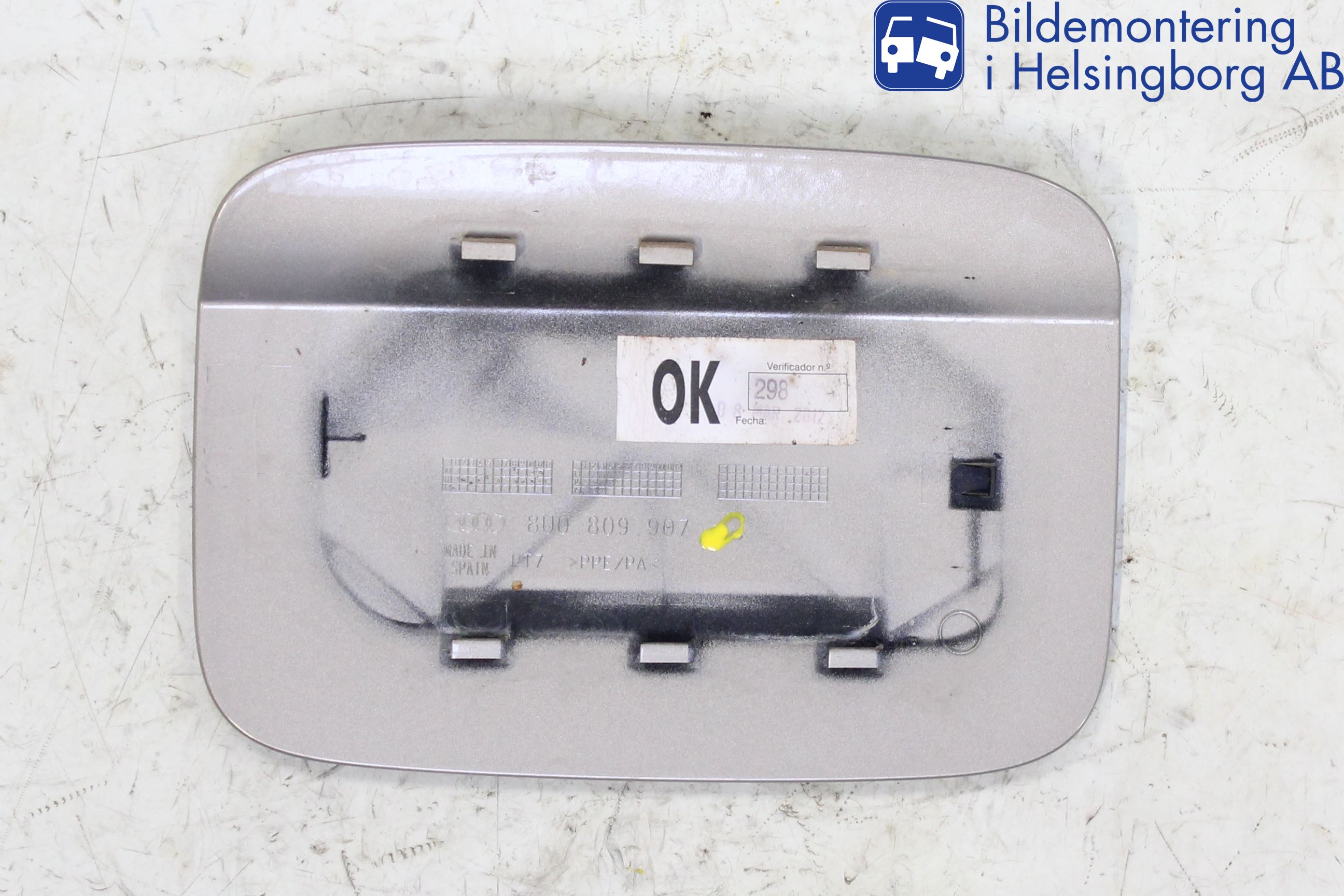 Audi Q3 8U 12-18 Tanklucka