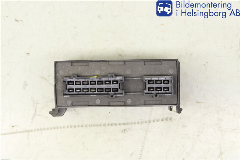 Mercedes-Benz MB S-KLASS (W221) 05-13 Styrenhet Baklucka