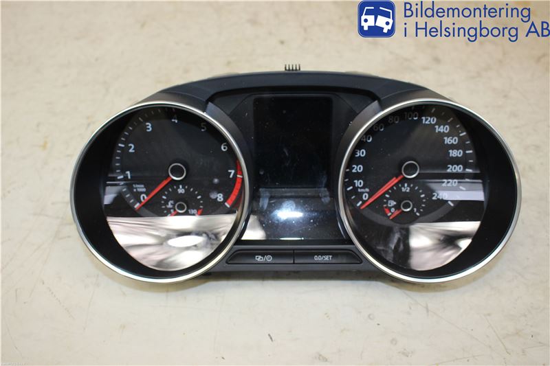 Volkswagen VW POLO 10-17 Instrument Komb