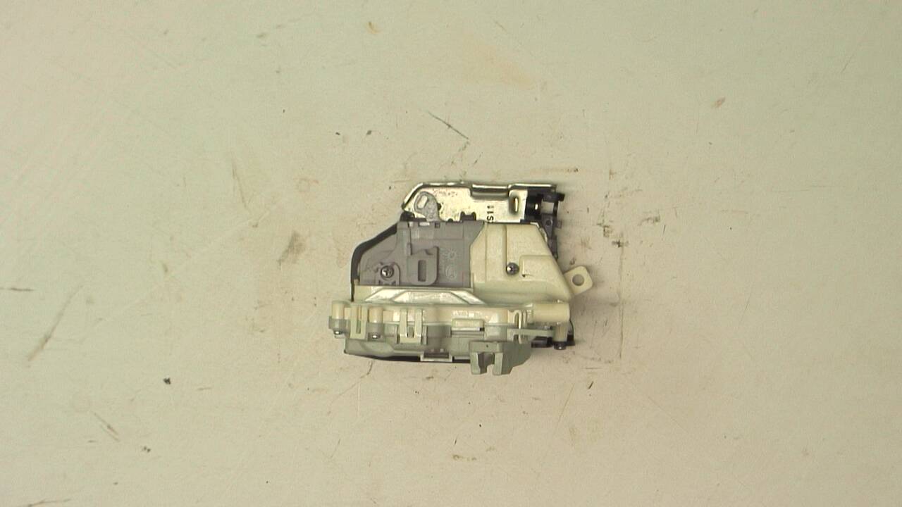 Audi A4/S4 08-11 Centrallåsmotor Vänster