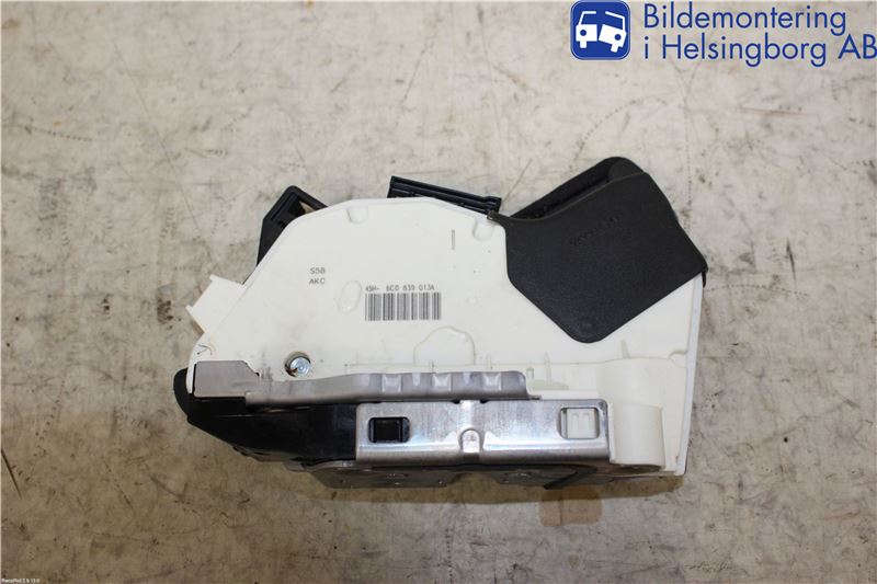 Volkswagen VW POLO 10-17 Centrallåsmotor Vänster