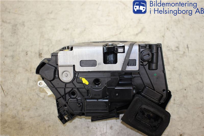 Volkswagen VW POLO 10-17 Centrallåsmotor Vänster