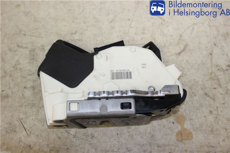 Volkswagen VW POLO 10-17 Centrallåsmotor Höger