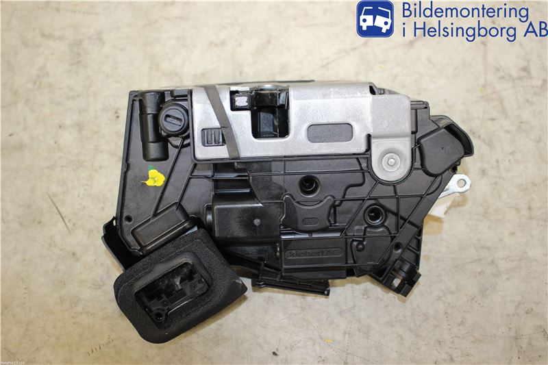 Volkswagen VW POLO 10-17 Centrallåsmotor Höger