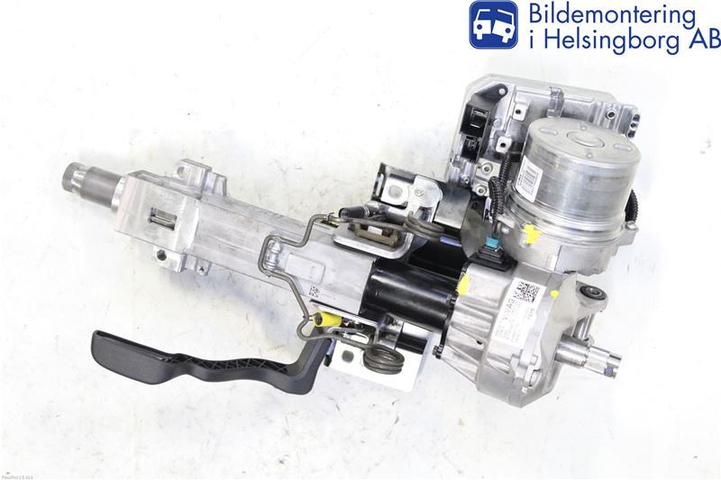 Volkswagen VW POLO 10-17 Rattaxelagg Med Inb Servo