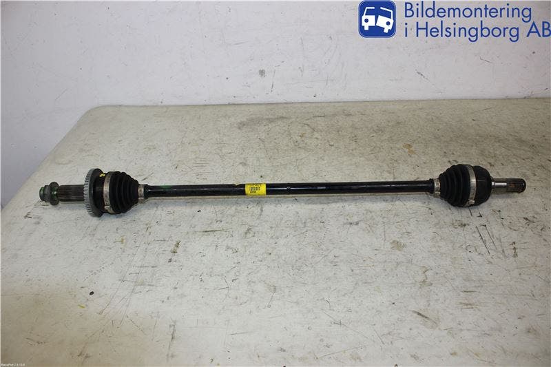 Kia SORENTO 15-20 Drivaxel Bak Höger