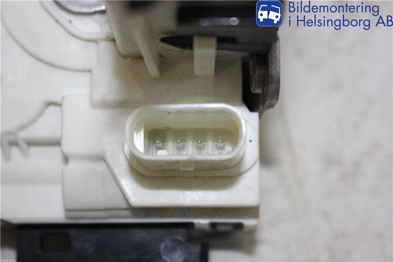 Mercedes-Benz MB A-KLASS (W176) 13-18 Centrallåsmotor Vänster