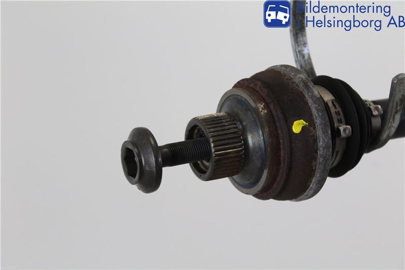 Audi Q5 09-16 Drivaxel Bak Höger