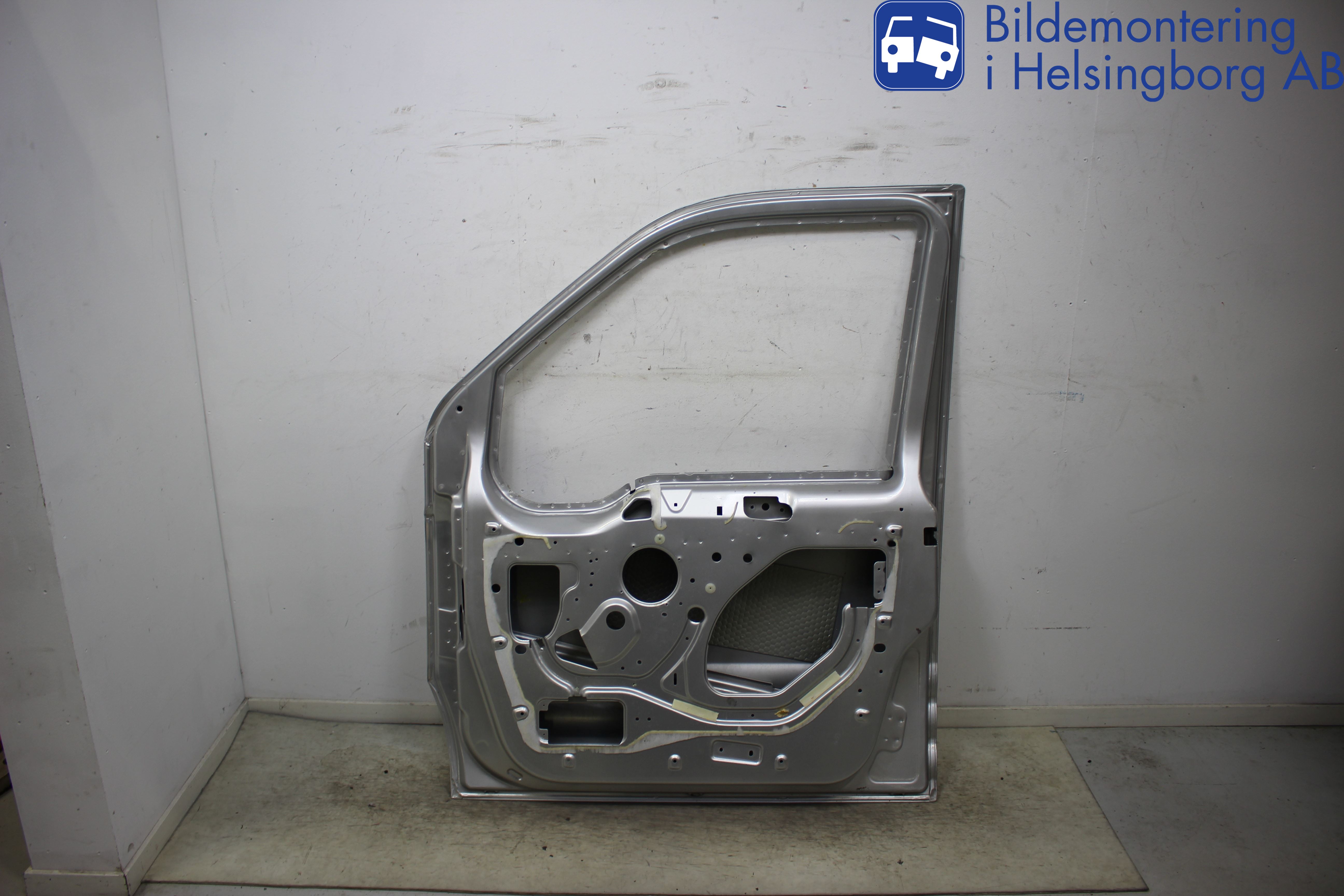 Ford TRANSIT CONNECT 09-13 Dörr Fram Höger