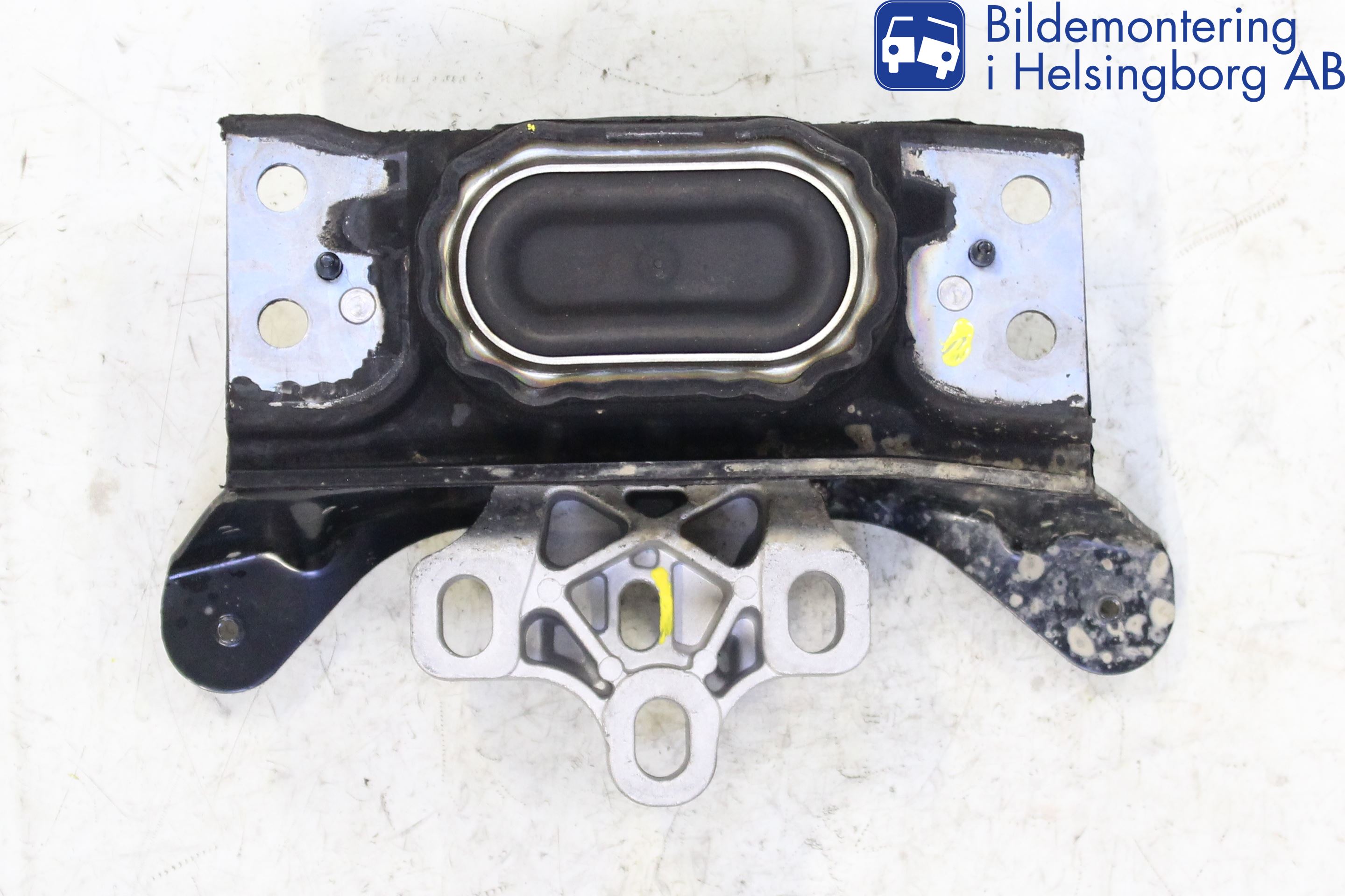 Skoda SUPERB 16-24 Växellådsfäste