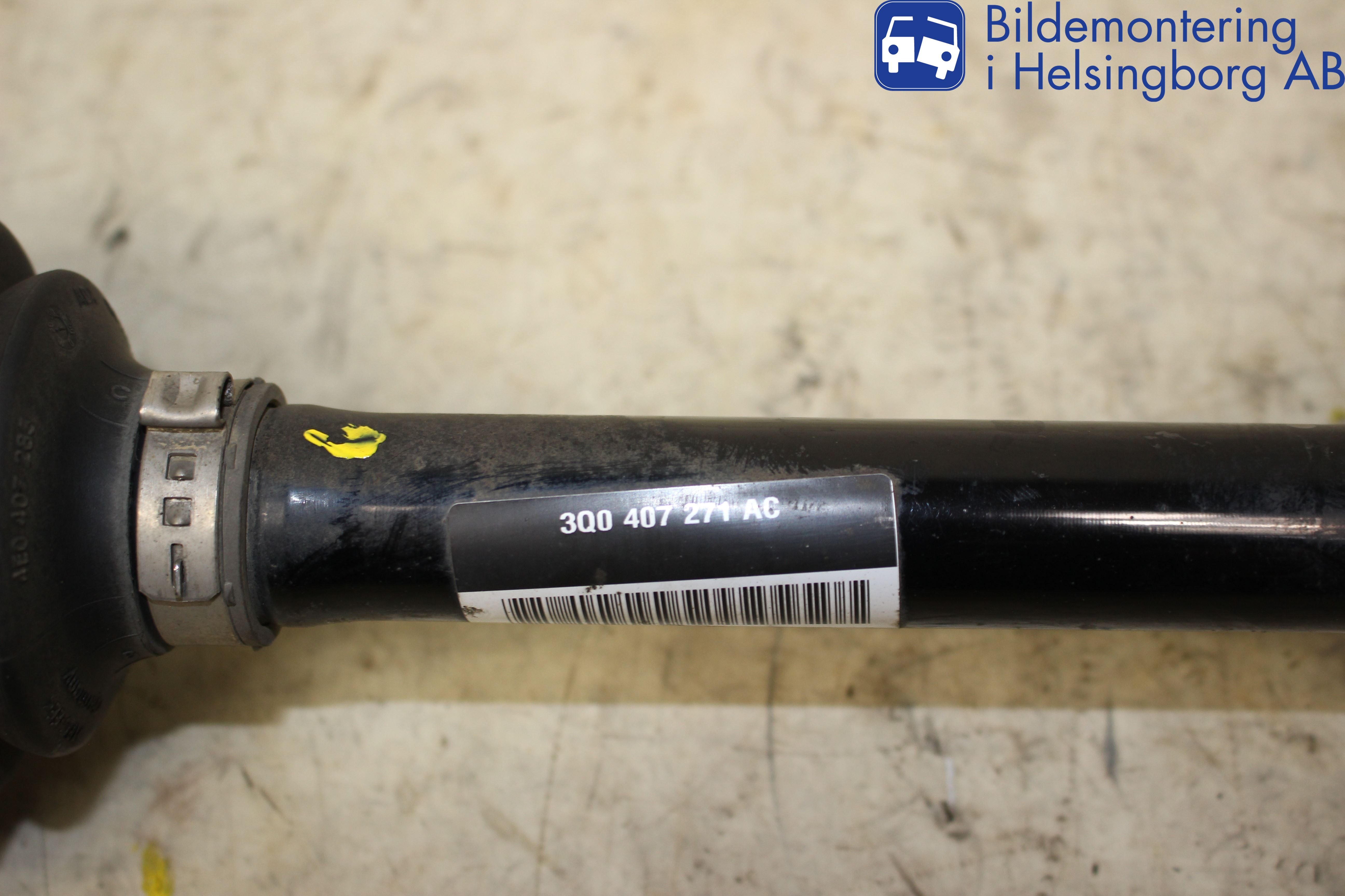 Skoda SUPERB 16-24 Drivaxel Fram Vänster