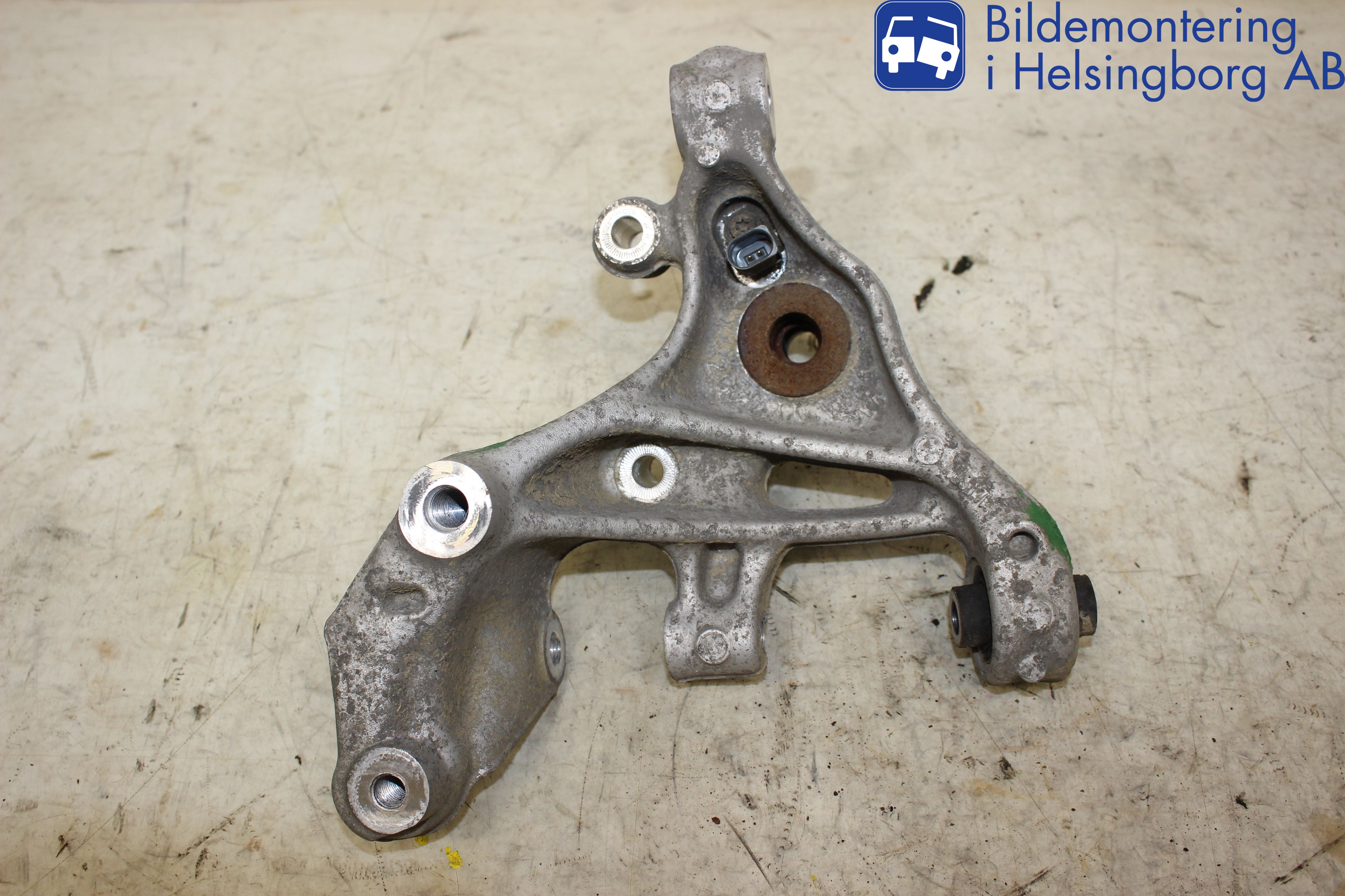 Skoda SUPERB 16-24 Hjullagerhus-Spindel Hö B