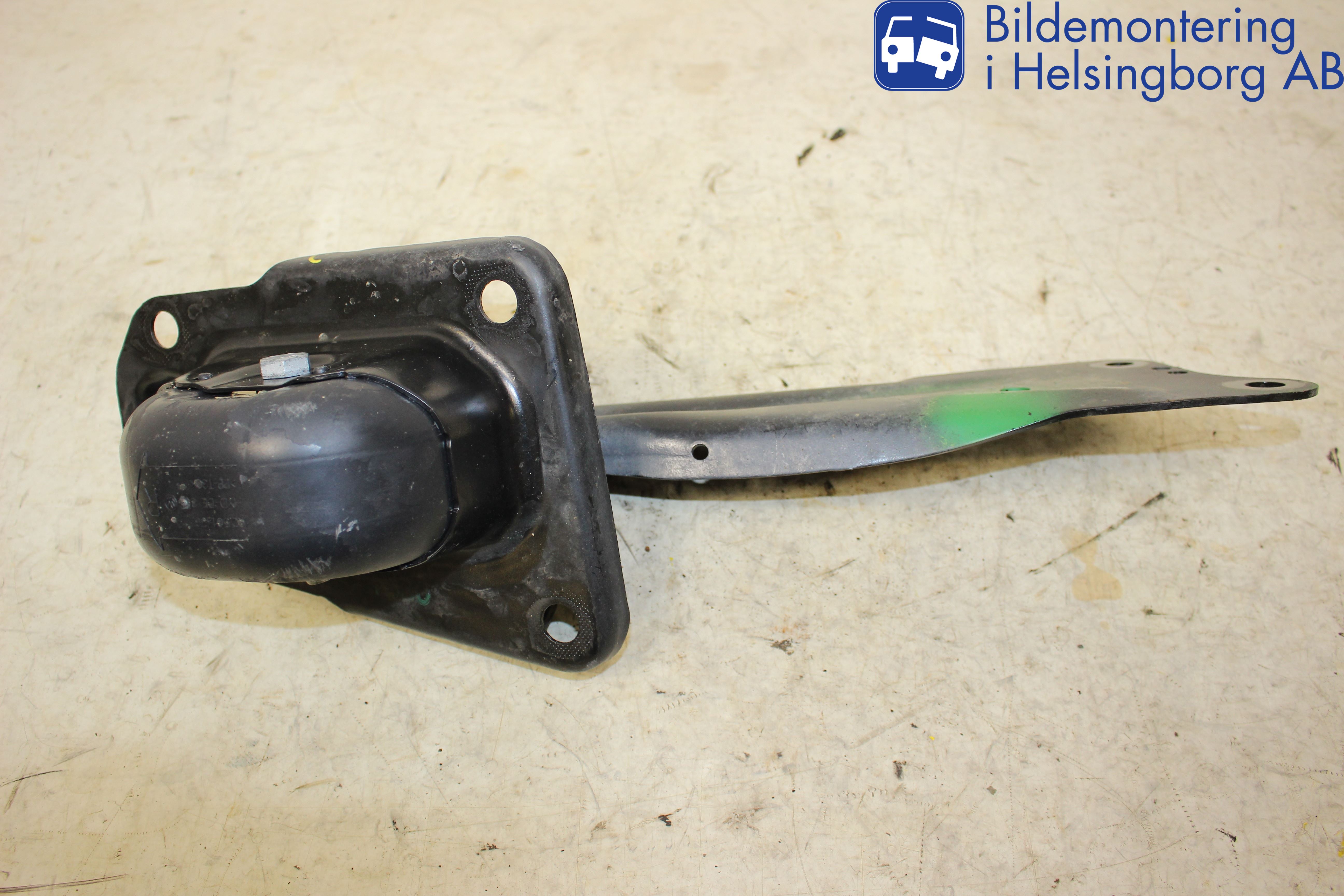 Skoda SUPERB 16-24 Bärarm Bak Höger